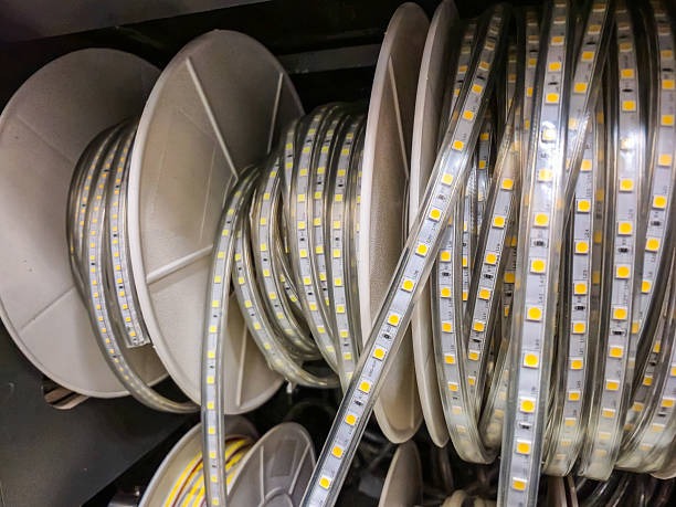 You are currently viewing LED Strip Lights Factory vs Exporter: What Buyers Should Know